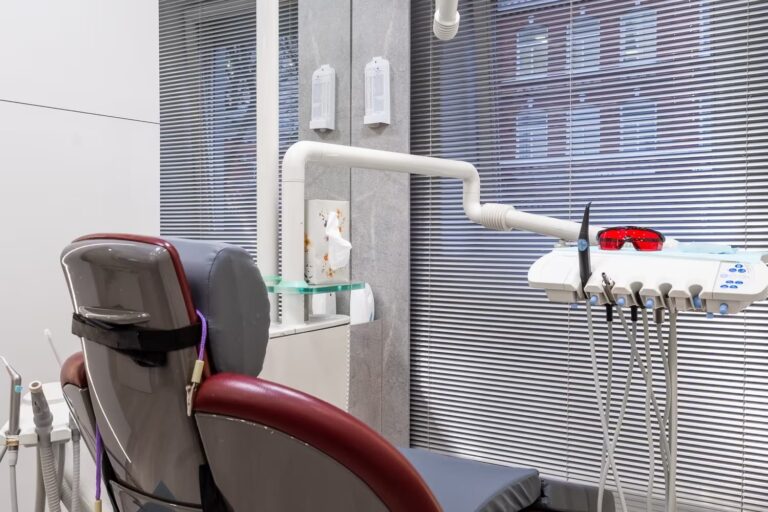 UNIQ DENTAL CLINIC - фото 16.jpg